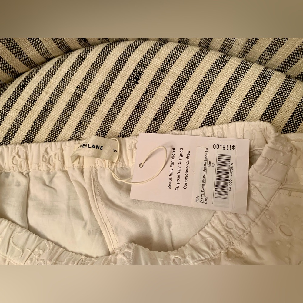 NWT Everlane Women's Ivory Eyelet Pull-on Shorts Size XS Originally $118 - Picture 3 of 4